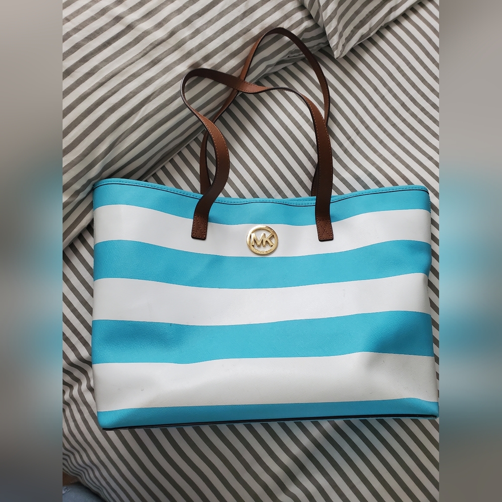 Michael Kors tote